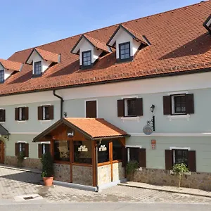 Pr'sknet Bed & Breakfast Šenčur